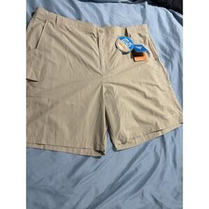 Columbia PFG Omni Shade UPF 50 Khaki Cargo Bahama Shorts XXL 8” Inseam NWT